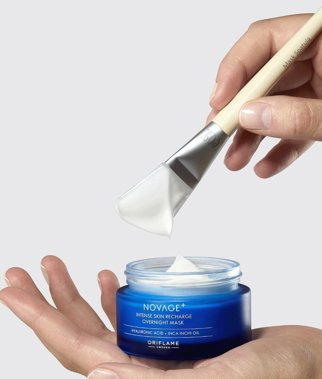 Intense Skin Recharge Overnight Mask 50ml wrap up Intense repair and hydration with Hyaluronic Acid